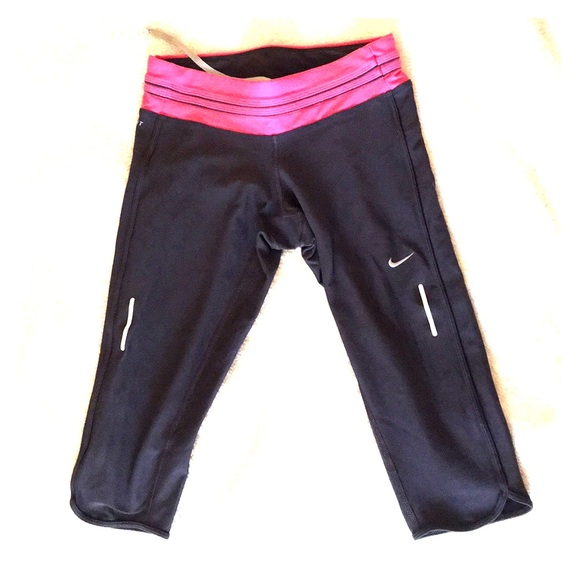 Nike Pants - Nike Dry Fit Cropped Workout Pants